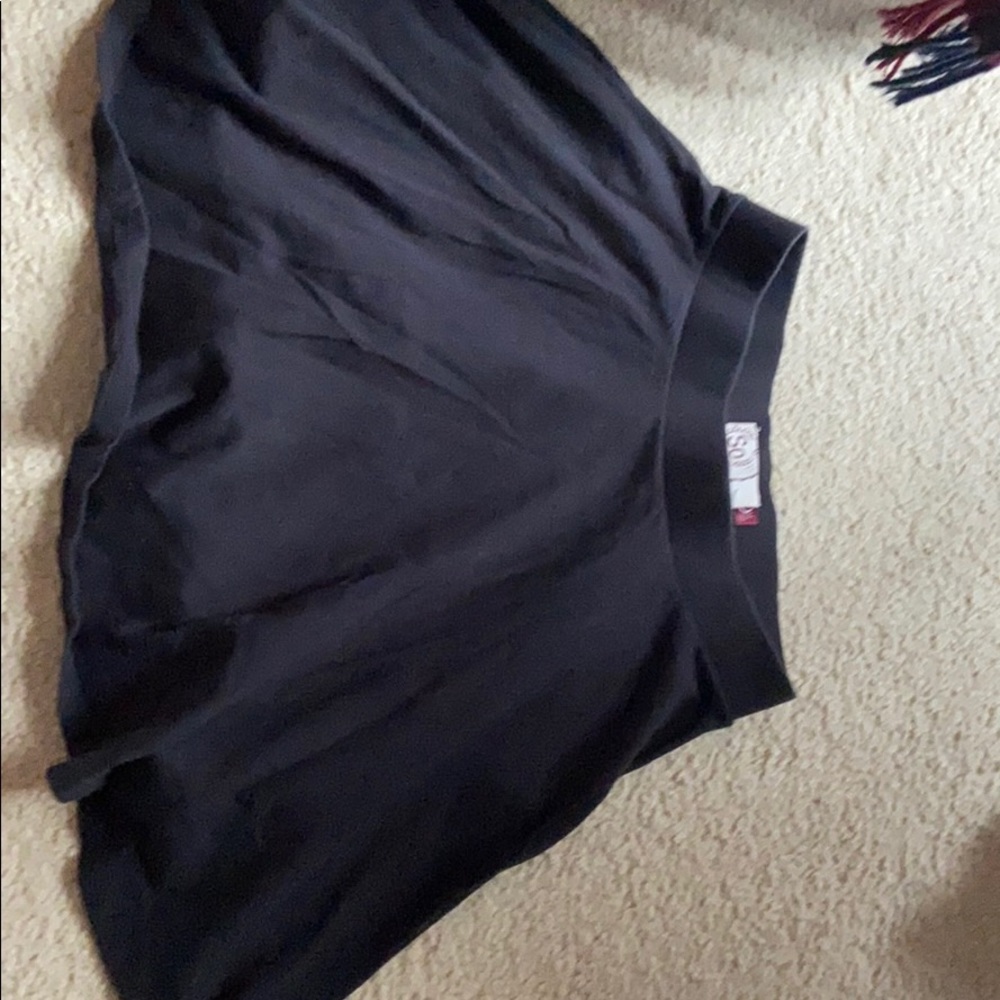 Black skater skirt